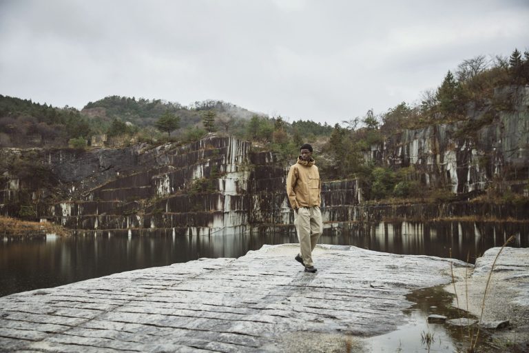 HARD SHELL ASYMMETRY FIELD JACKETのイメージ